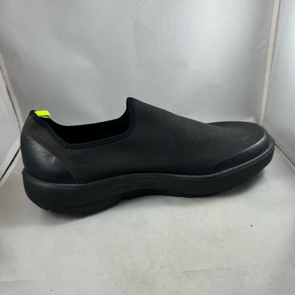 Oofos OOMG EeZee Recovery Shoes - Men's size 13 - Picture 10 of 13